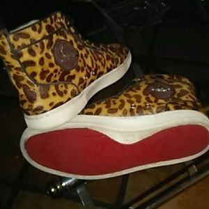 Christian loubitons (red bottoms)